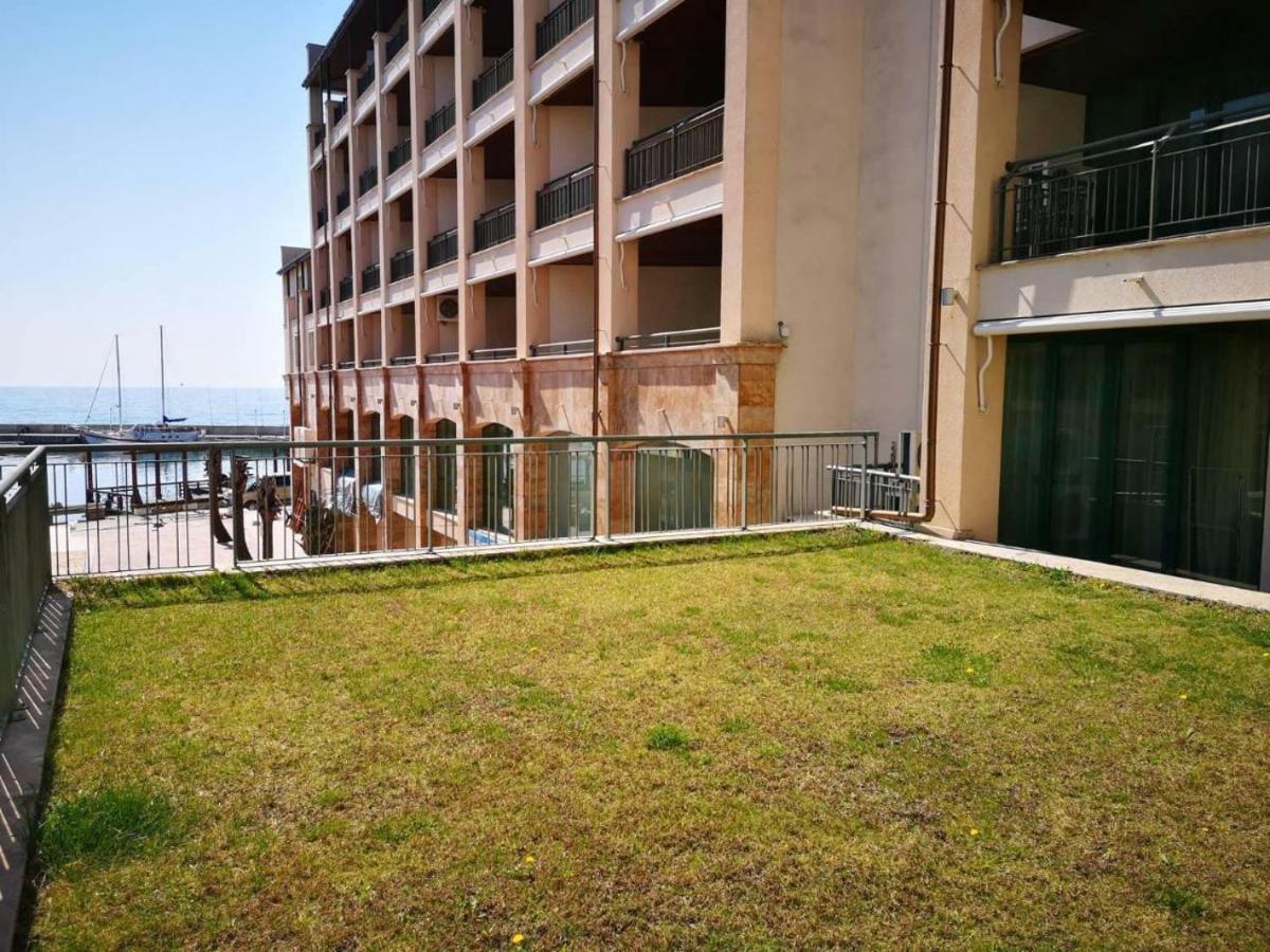 Port Balchik Apartment Zewnętrze zdjęcie